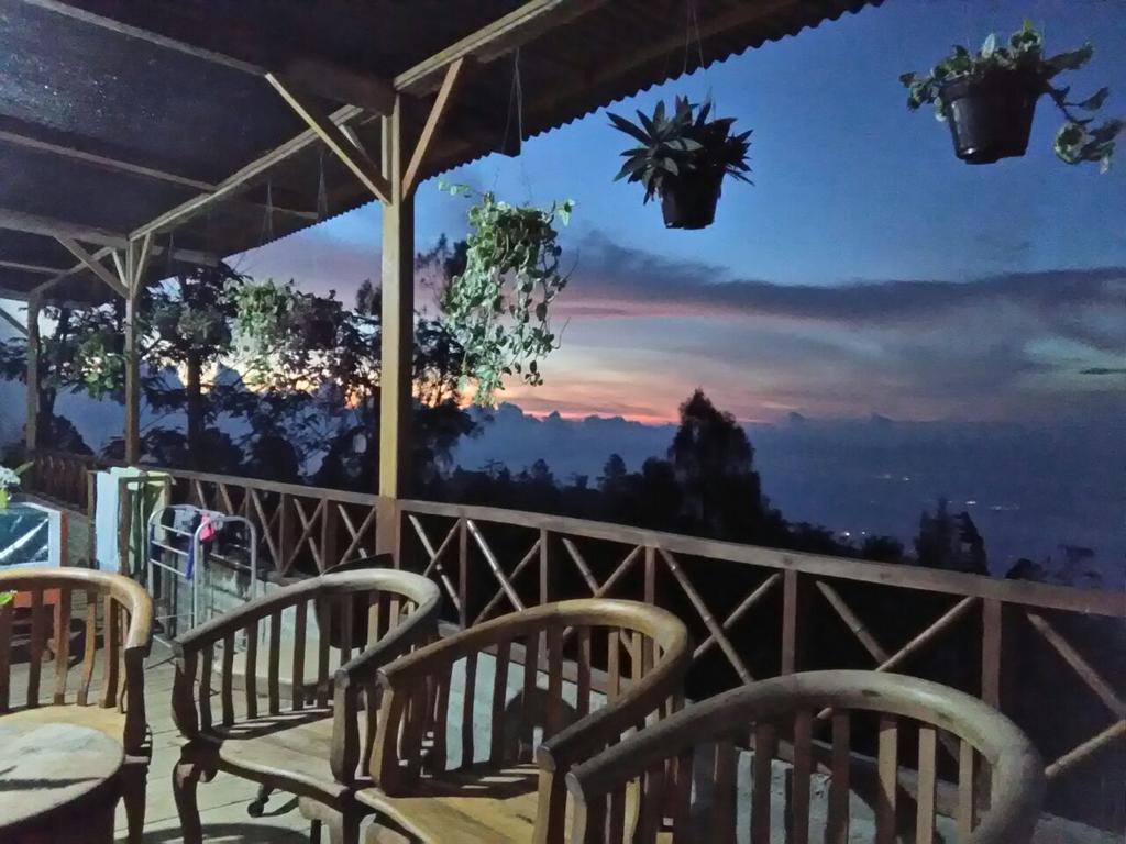 Bromo Tanjung Homestay